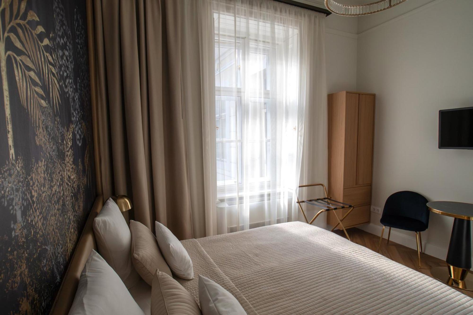 Harmonia Palace * Budapeste